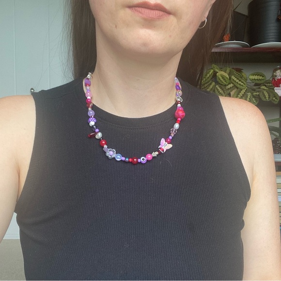 Iconic Pink Purple & Red Beaded Necklace Butterfly Mushroom Hamsa Fish Evil Eye - Picture 6 of 7